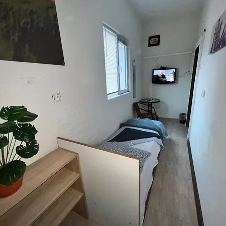 Family S.e.t. Guest house